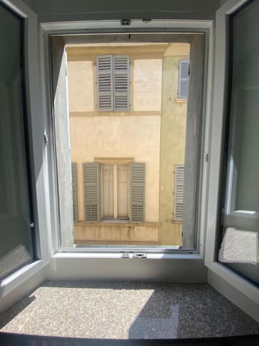 Le Finestre Sul Borgo 1 Lägenhet Parma Exteriör bild